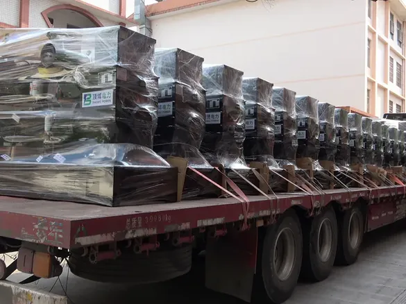 Máy phát điện Diesel 90kW/200kW vỏ trần xuất khẩu Ả Rập Saudi