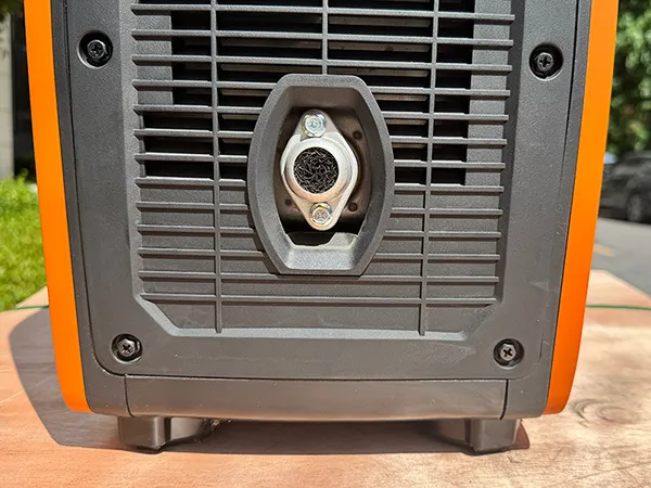 Máy phát điện chạy xăng giảm ồn